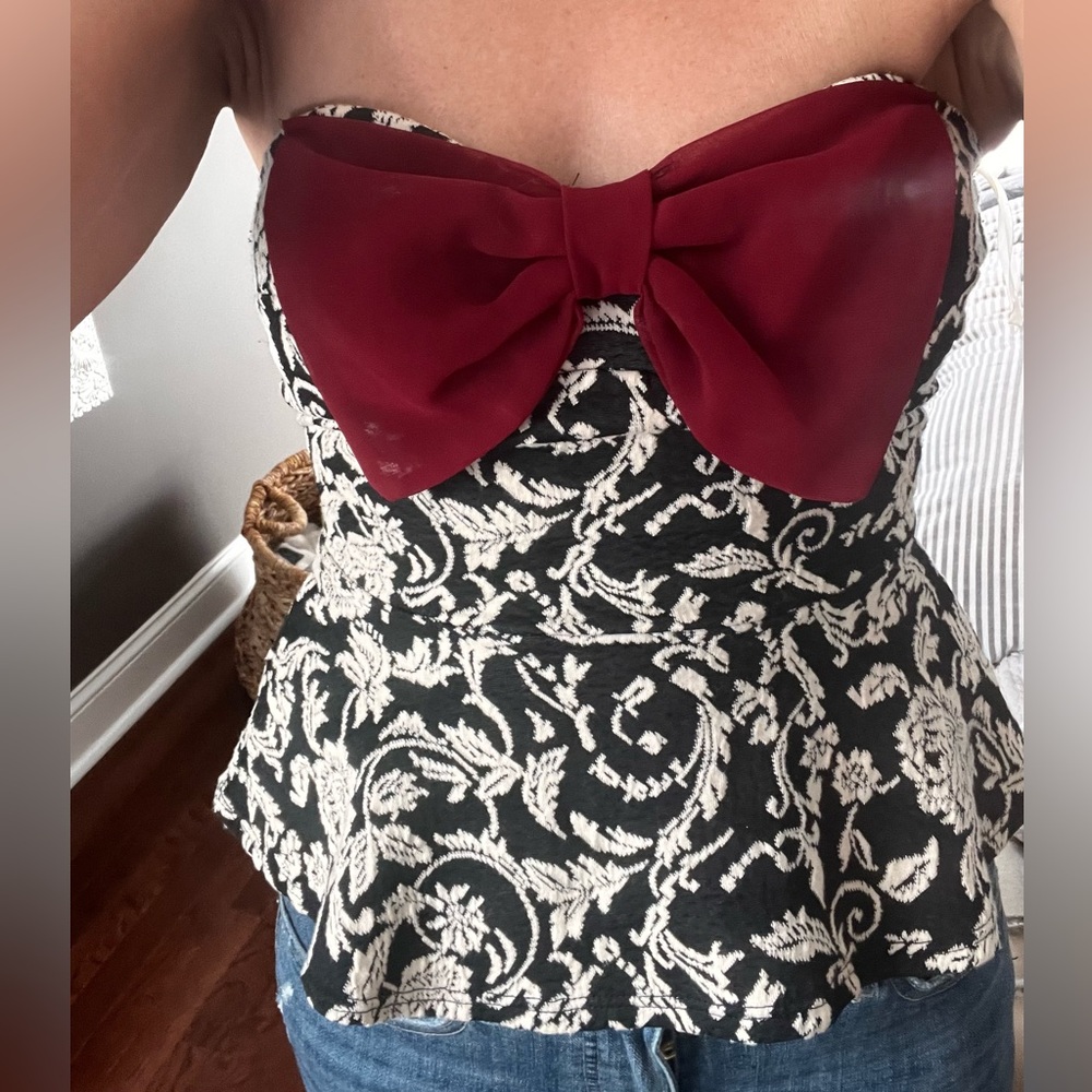 Strapless peplum top small